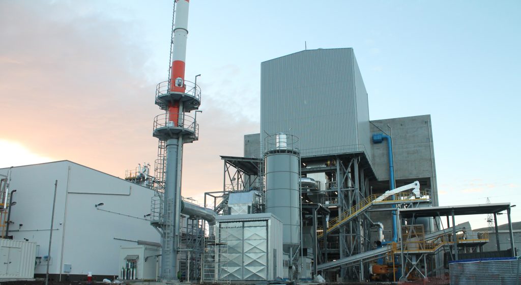 Waste-to-energy plant at Terceira with water-tube boiler integrated on the grate furnace
